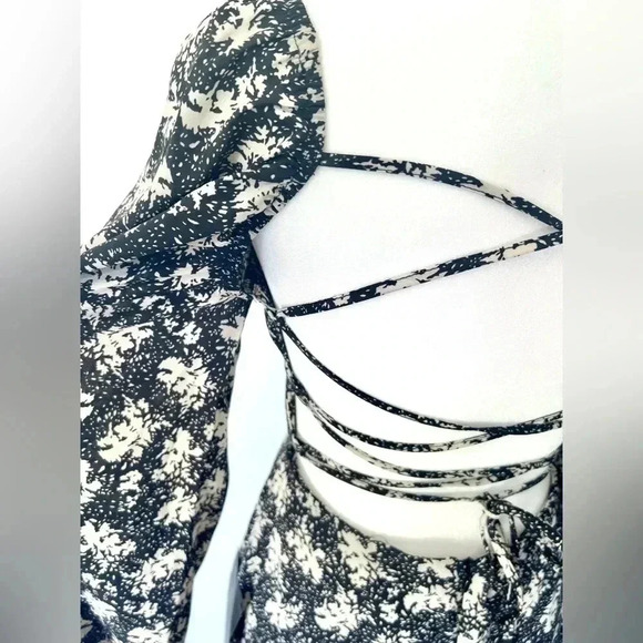 Lulu's Found Your Bliss Black Print Long Sleeve Lace-Up Midi Dress Size Small - Picture 11 of 15